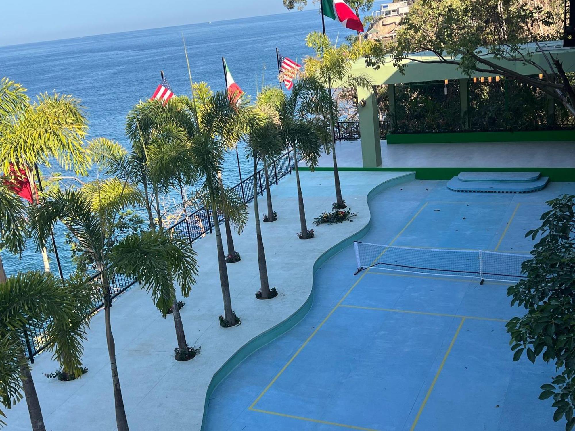 Family Vacation Home, 10 Miles From Downtown Pv Romantic Zone, Ocean Frontage Puerto Vallarta