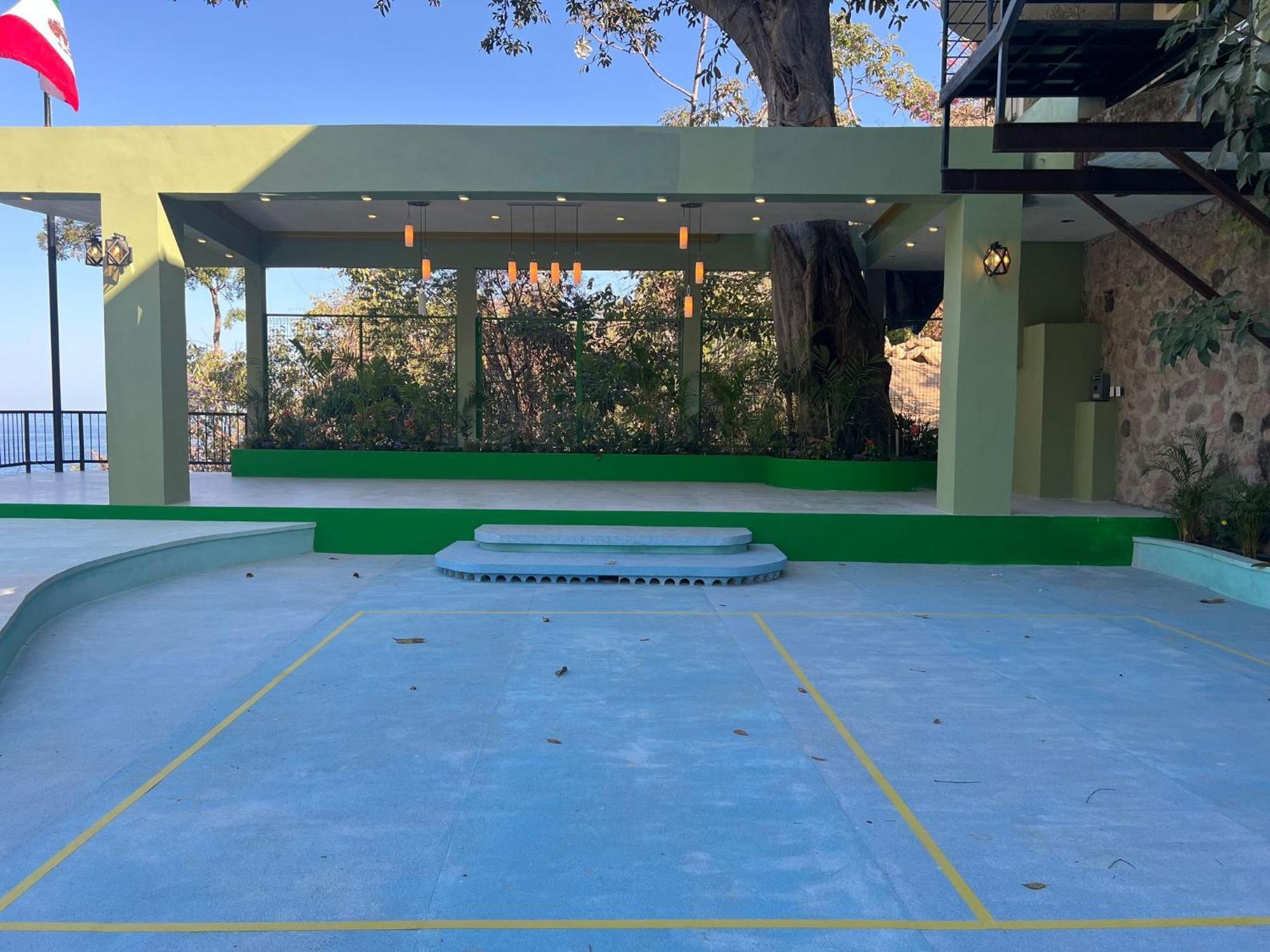 Family Vacation Home, 10 Miles From Downtown Pv Romantic Zone, Ocean Frontage